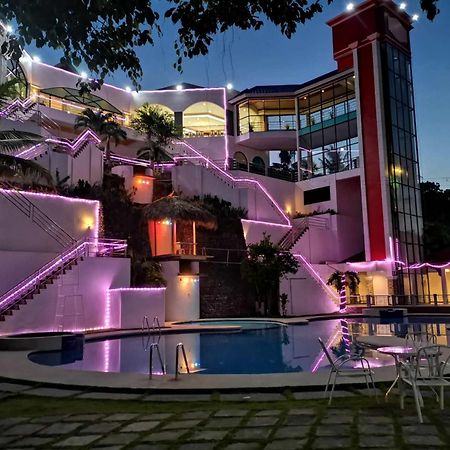 Bohol Plaza Mountain Resort And Restaurant Dauis Zewnętrze zdjęcie