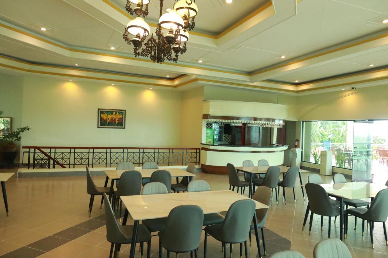 Bohol Plaza Mountain Resort And Restaurant Dauis Zewnętrze zdjęcie